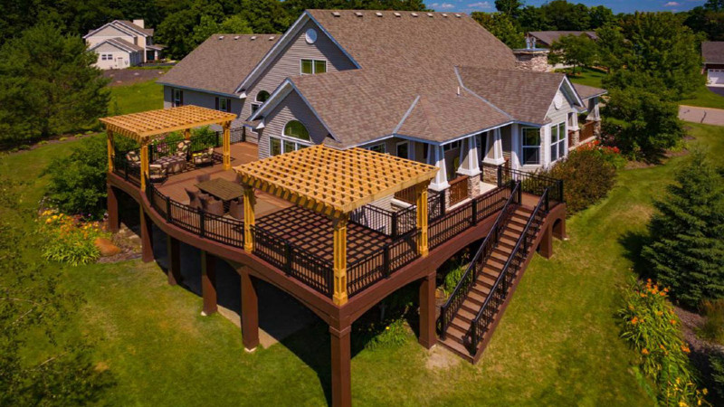 What to Consider in Designing a Deck For Your Minnesota Home